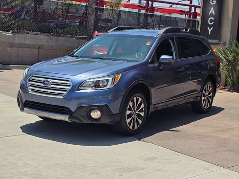 Used 2015 Subaru Outback 2.5i Limited AWD/4WD image 5