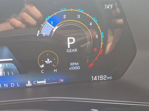 Used 2025 Chevrolet Colorado Z71 w/ Technology Package image 19