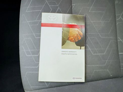 Used 2019 Toyota Tacoma TRD Off-Road w/ Technology Package image 38