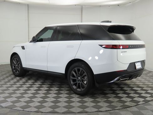 New 2025 Land Rover Range Rover Sport image 7