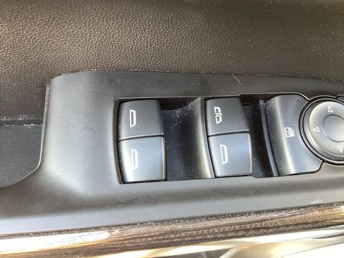 Used 2021 Chevrolet Silverado 1500 RST AWD/4WD image 36