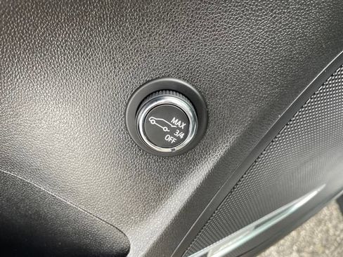 Used 2023 Buick Envision Essence w/ Technology Package I AWD/4WD image 11