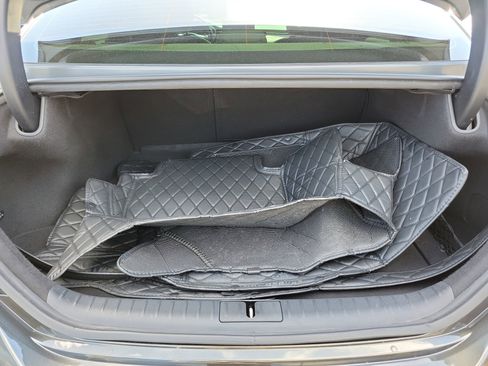 Used 2023 Genesis G70 2.0T w/ Sport Prestige Package image 7