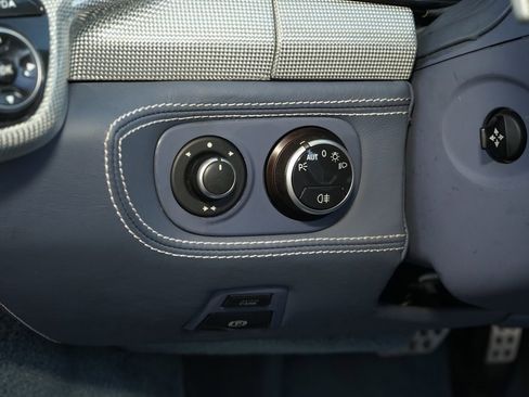 Used 2015 Ferrari 458 Spider image 24