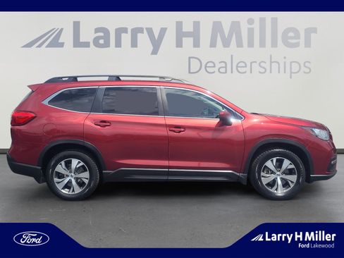 Used 2019 Subaru Ascent Premium AWD/4WD image 6