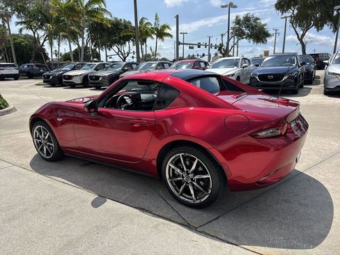 Used 2023 MAZDA MX-5 Miata RF Grand Touring RWD image 12