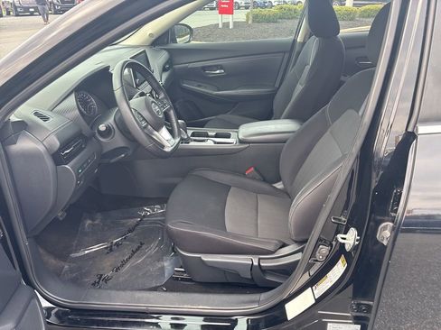 Used 2020 Nissan Sentra SV image 8