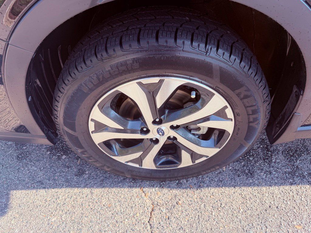 Used 2022 Subaru Outback Limited AWD/4WD image 19