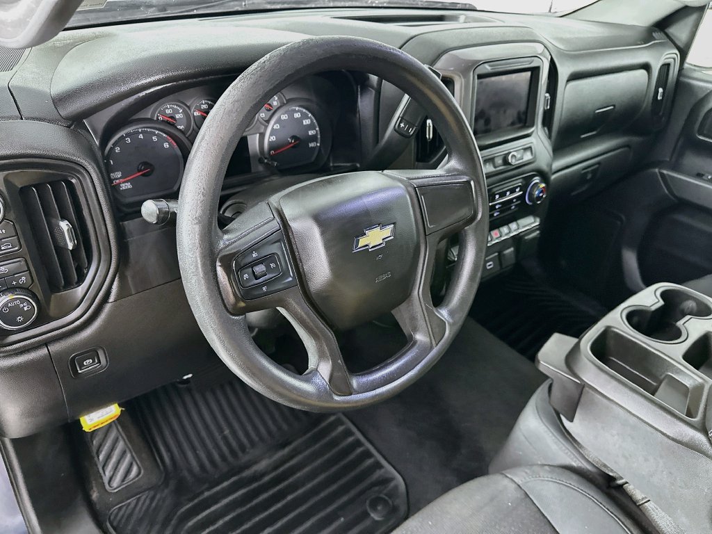 Used 2020 Chevrolet Silverado 1500 Custom w/ Custom Value Package AWD/4WD image 24