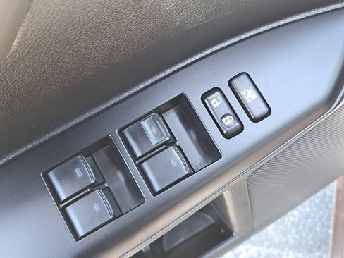 Used 2014 Lexus CT 200h w/ Seat Comfort Package FWD image 27