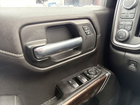 Used 2020 GMC Sierra 1500 Elevation image 22