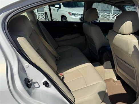 Used 2011 INFINITI G37 x Sedan w/ Premium Pkg image 14