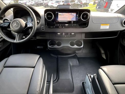 New 2026 Mercedes-Benz Sprinter 2500 image 8