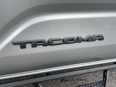 Used 2026 Toyota Tacoma SR5 AWD/4WD image 8