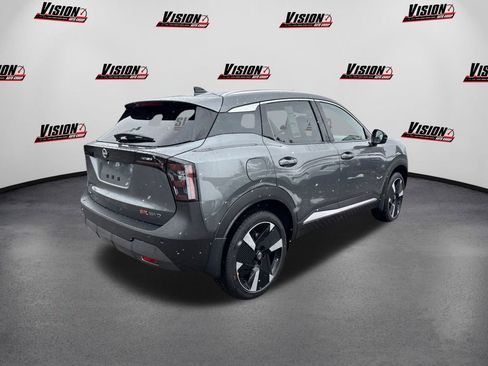 New 2026 Nissan Kicks SR w/ Cold Weather Package image 5