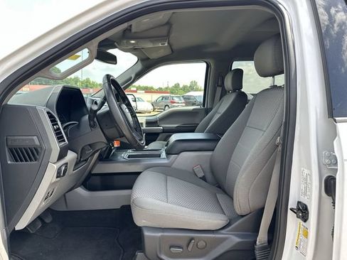 Used 2019 Ford F150 XLT w/ Equipment Group 302A Luxury AWD/4WD image 15