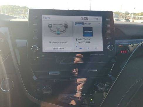 Used 2023 Toyota Camry XSE image 14