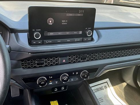 Used 2023 Honda Accord LX image 14