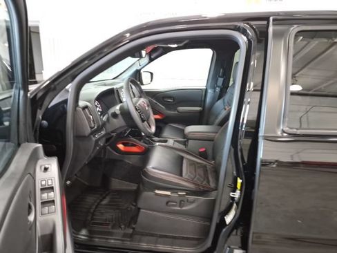 Used 2026 Nissan Frontier PRO-4X w/ Pro Premium Package AWD/4WD image 9