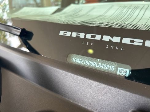 Used 2024 Ford Bronco Black Diamond image 53