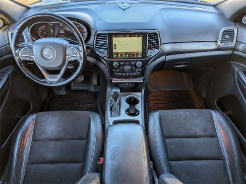 Certified 2021 Jeep Grand Cherokee Laredo X image 27