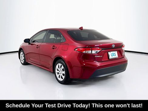 Used 2024 Toyota Corolla LE FWD image 5