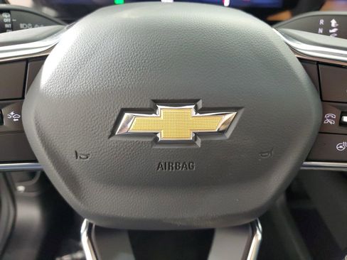 New 2026 Chevrolet Equinox EV LT image 21