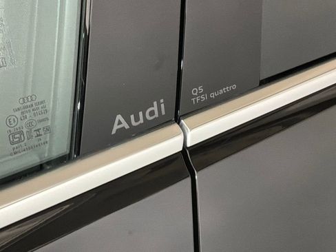 Certified 2025 Audi Q5 Premium w/ Convenience Package AWD/4WD image 28