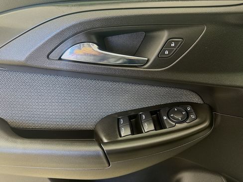Used 2021 Chevrolet TrailBlazer LS FWD image 19