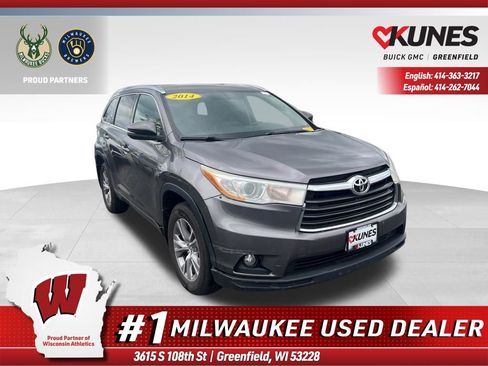Used 2014 Toyota Highlander XLE AWD/4WD image 1