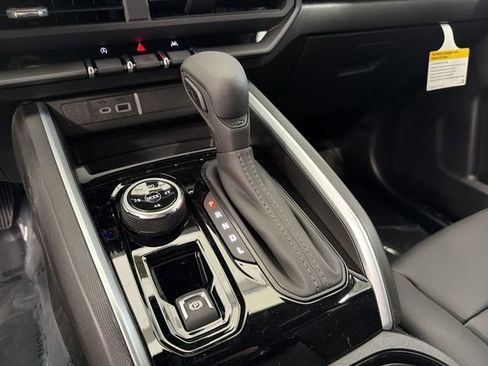 New 2026 Chevrolet Colorado Trail Boss AWD/4WD image 27