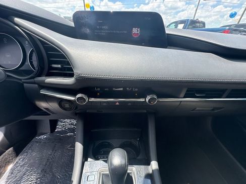 Used 2019 MAZDA MAZDA3 Sedan w/ Select Package FWD image 28