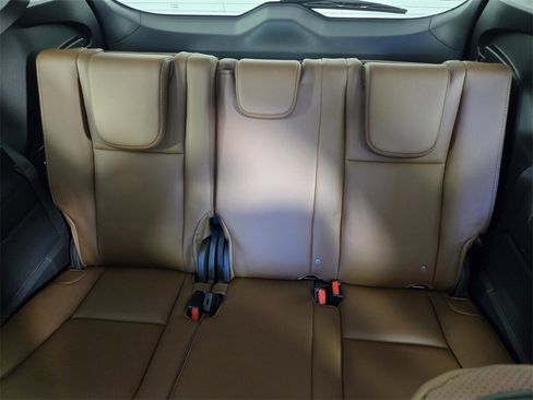 Certified 2025 Subaru Ascent Touring image 15