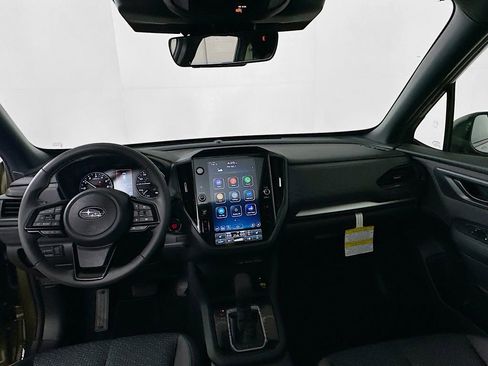 Used 2025 Subaru Forester Premium w/ Convenience Package #2 AWD/4WD image 3