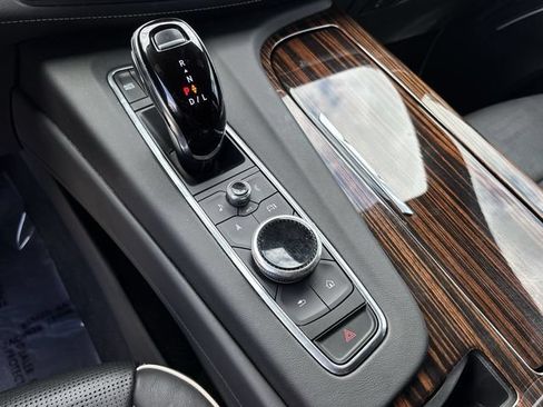 Used 2023 Cadillac Escalade Premium Luxury w/ LPO, Illumination Package AWD/4WD image 19