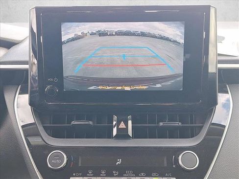 Used 2023 Toyota Corolla LE image 13