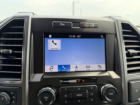 Used 2019 Ford F150 XLT w/ Equipment Group 302A Luxury AWD/4WD image 32