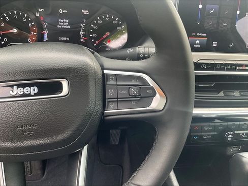 Used 2023 Jeep Compass Limited AWD/4WD image 24