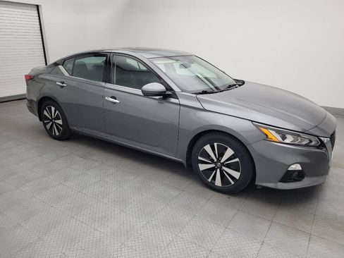 Used 2021 Nissan Altima 2.5 SL FWD image 11