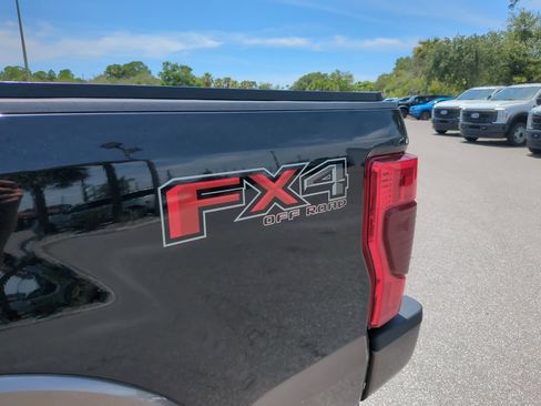 Used 2022 Ford F250 King Ranch AWD/4WD image 12