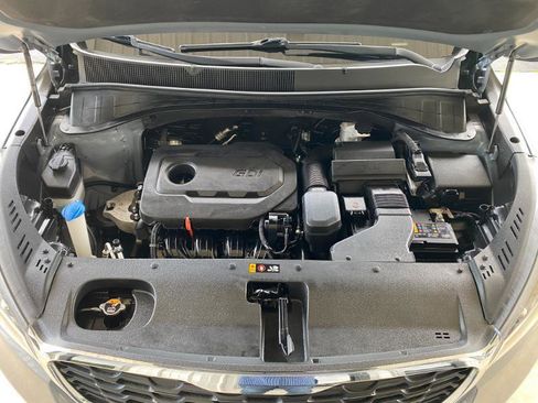 Used 2019 Kia Sorento L FWD image 8