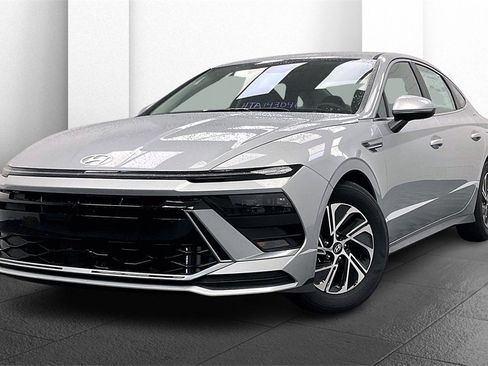 New 2026 Hyundai Sonata Blue image 2