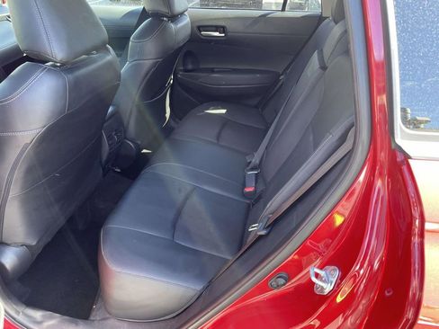 Used 2023 Toyota Corolla Cross XLE image 21