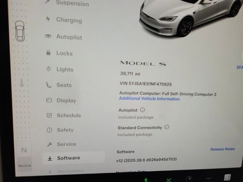 Used 2022 Tesla Model S image 6