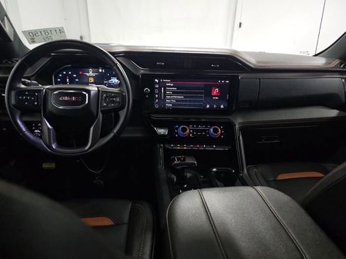 Used 2023 GMC Sierra 1500 AT4 AWD/4WD image 9