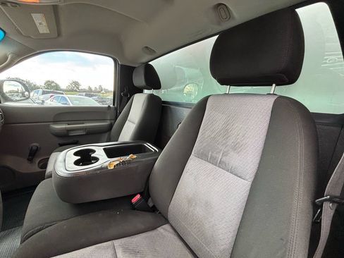 Used 2009 Chevrolet Silverado 1500 W/T AWD/4WD image 15