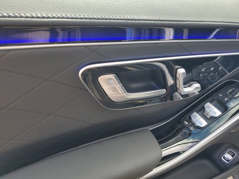 Certified 2026 Mercedes-Benz S 580 4MATIC Sedan image 17