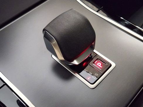 New 2026 Land Rover Range Rover Evoque S AWD/4WD image 19