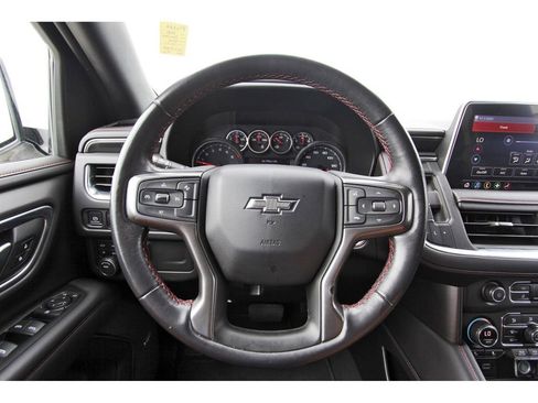 Used 2021 Chevrolet Suburban RST AWD/4WD image 15