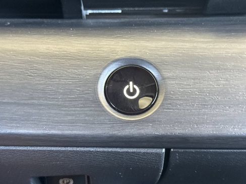 Used 2024 Nissan Ariya FWD image 21